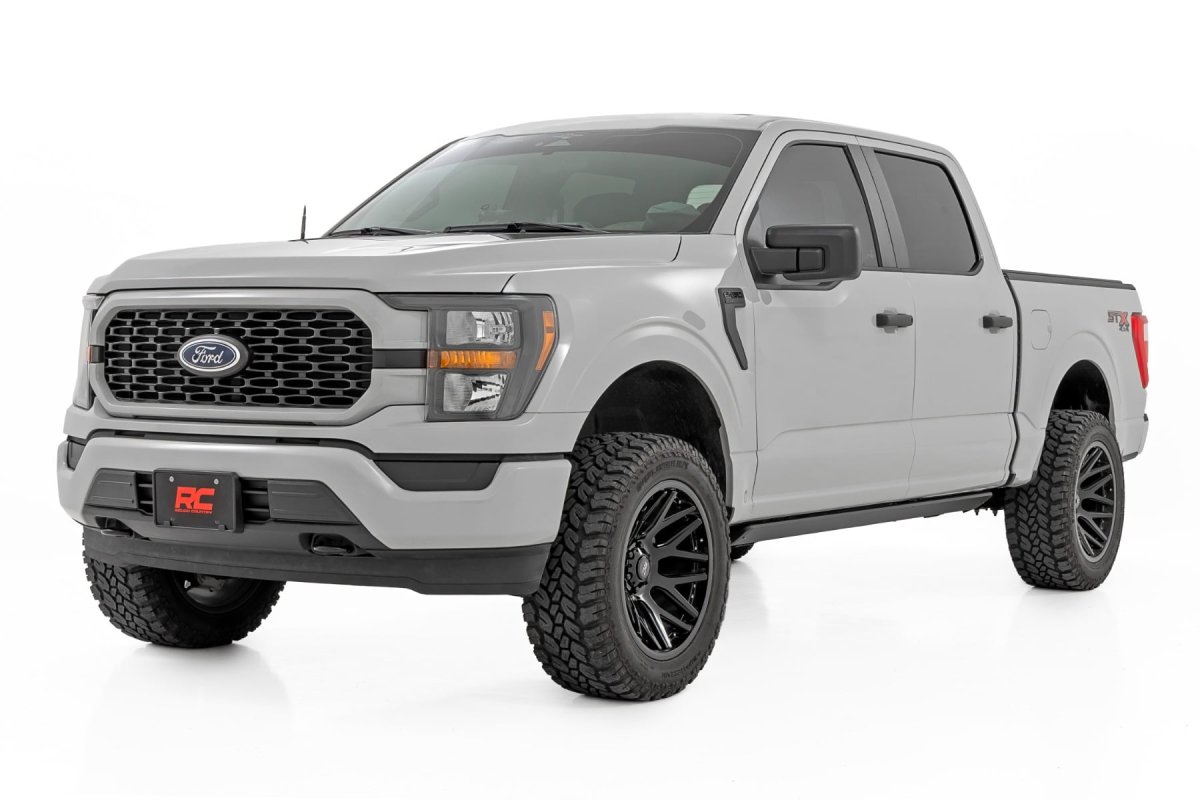 Ford F-150 Lightning Power Running Boards - Rough Country - HT-Series - 4WD - '22-'26
